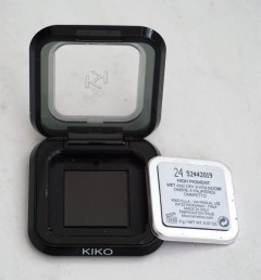 Compact with shade 20 eyeshadow pan taken out